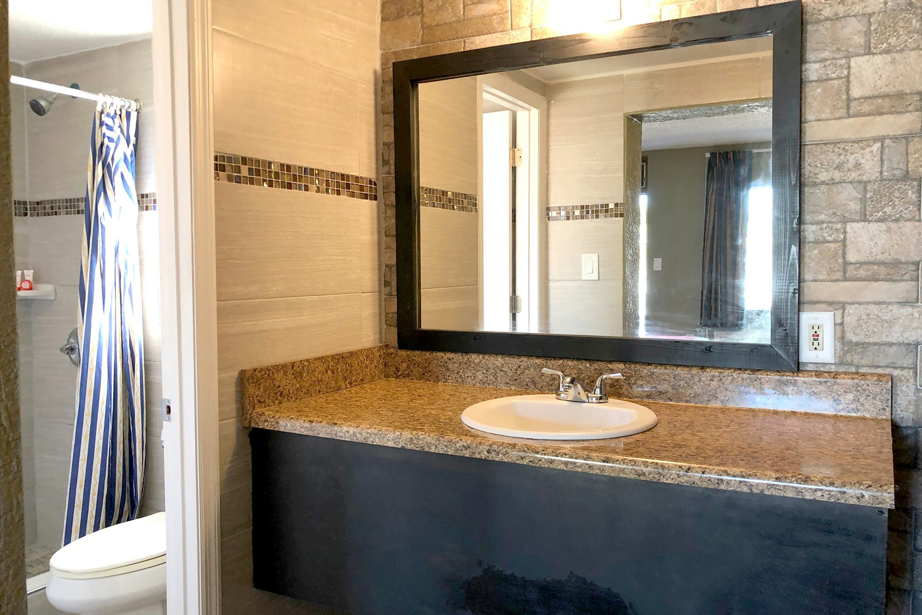 OYO Superior Budget Inn Bartow 22/23
