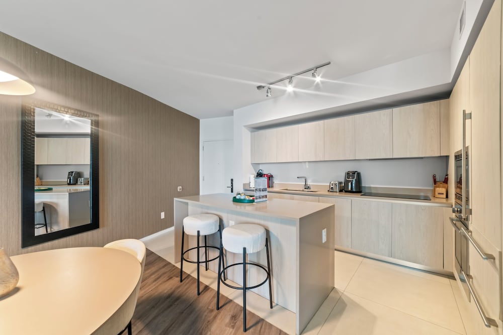 Lyfe Resort & Residences 54/66