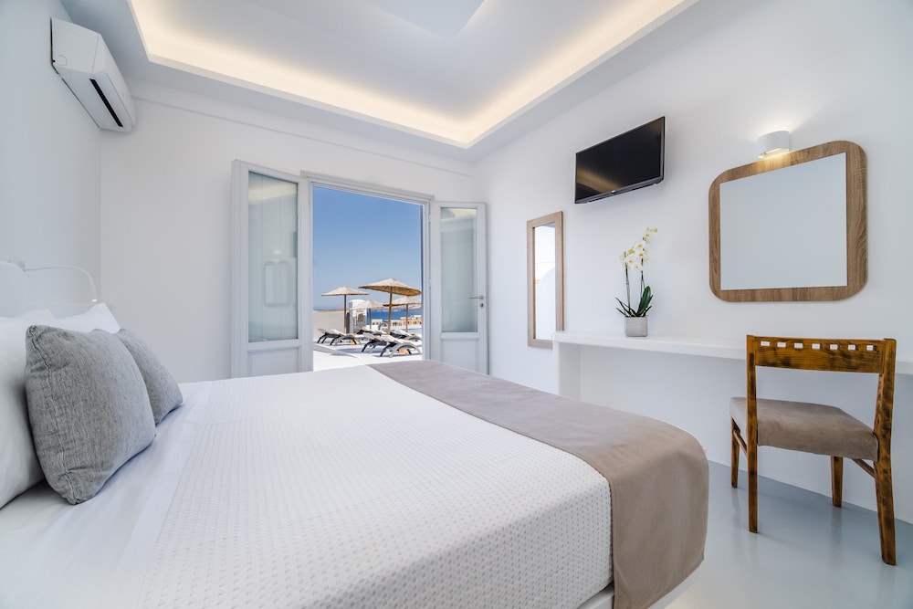 Serenita Luxury Suites 14/71