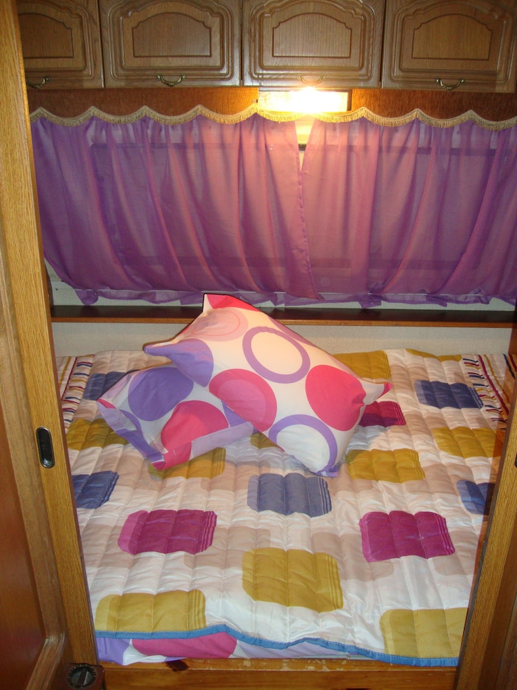 Camping Pitsoni 28/50