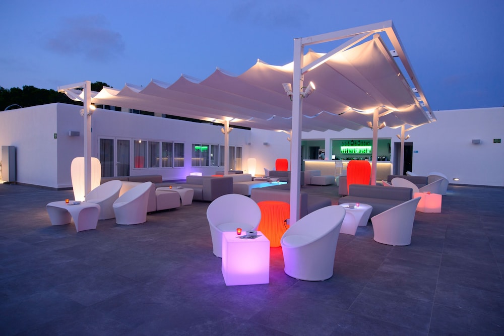 Cala Llenya Resort Ibiza Formerly Ola Club Cala Llenya 53/66