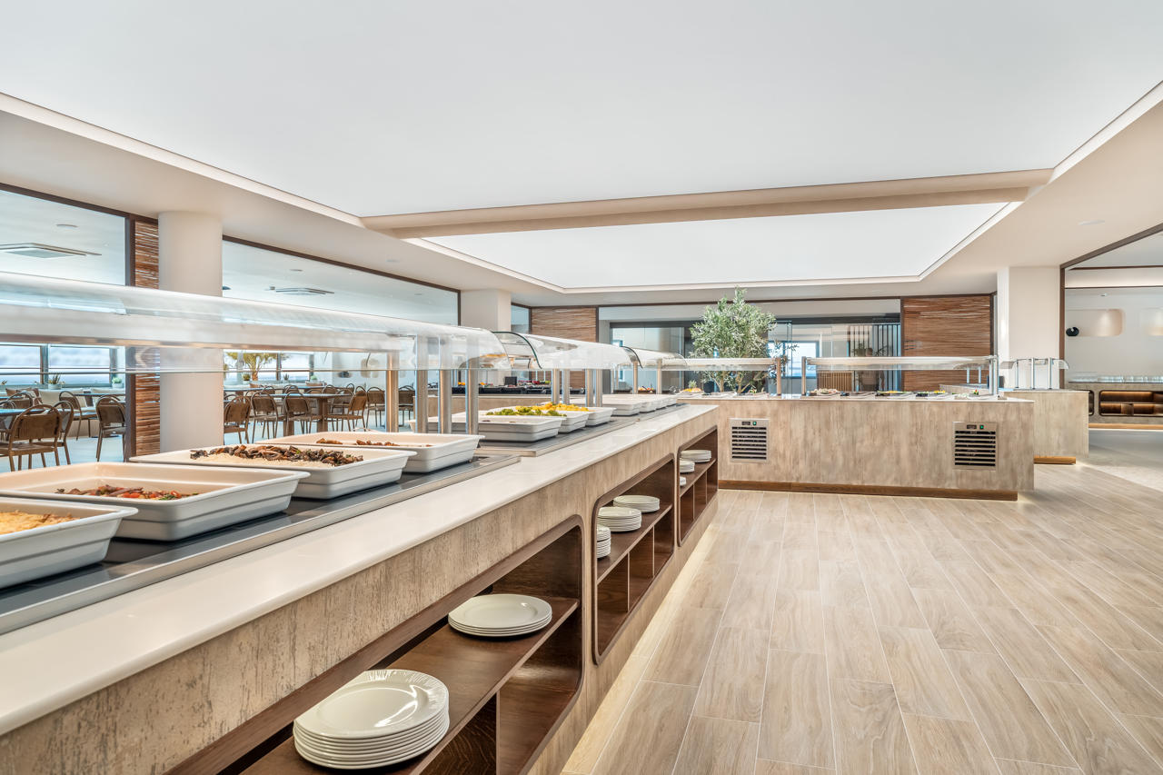 Kouros Palace Active Lifestyle Hotel 110/157