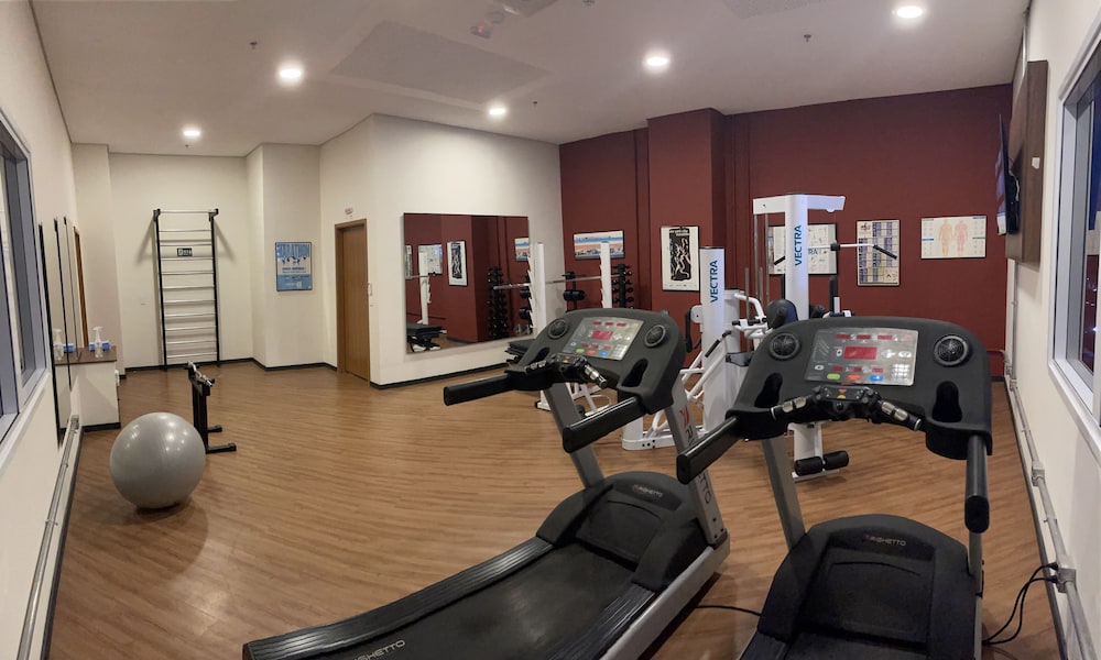 Lummina Hotel Mogi 27/50