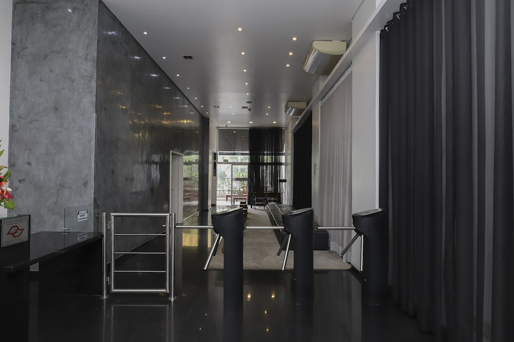 155 HOTEL 6/54
