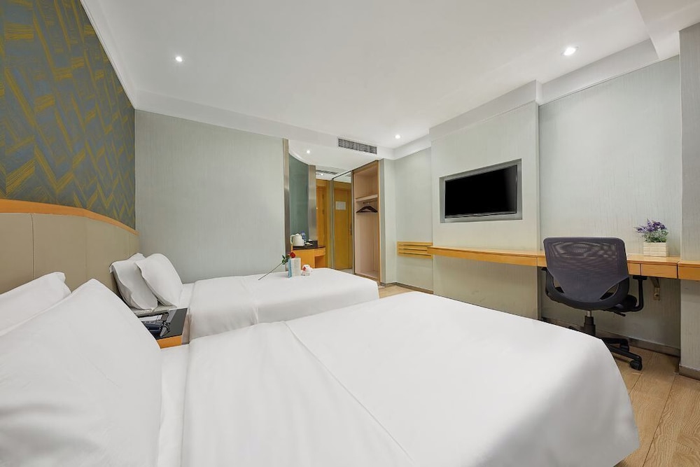 Kaiserdom Hotel Huayue 22/50