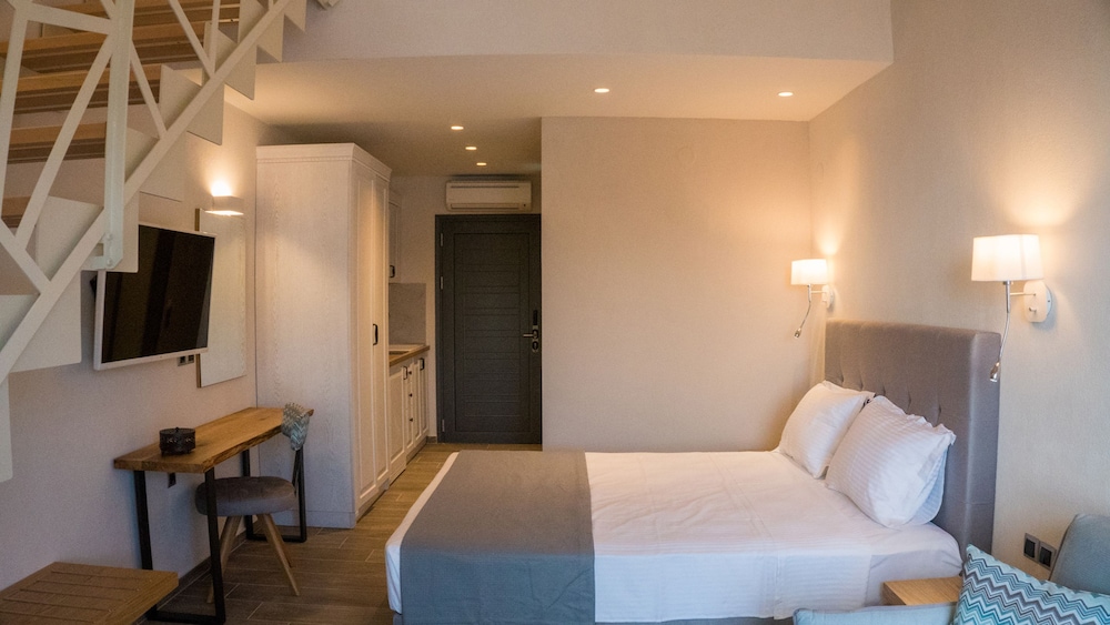 Costa Domus Blue Luxury Apartments 10/50