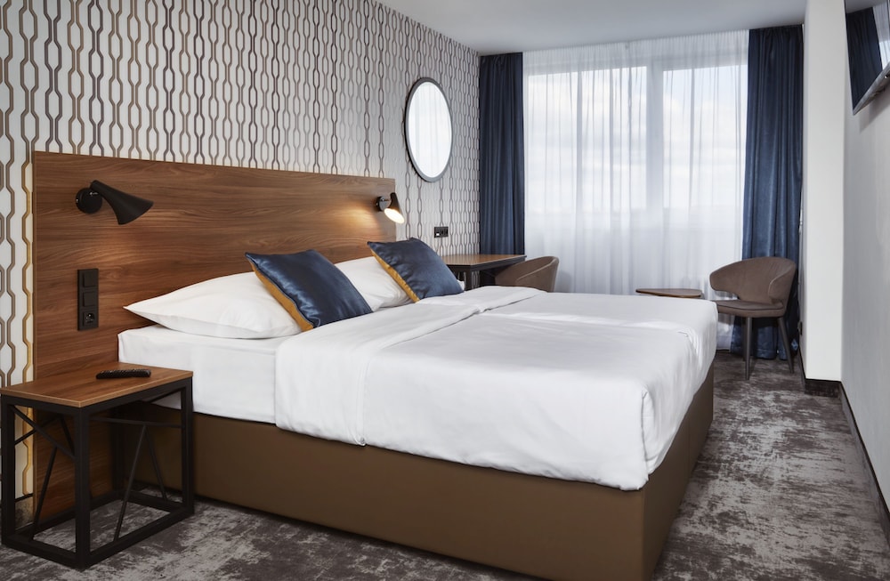 OREA HOTEL PYRAMIDA 28/73