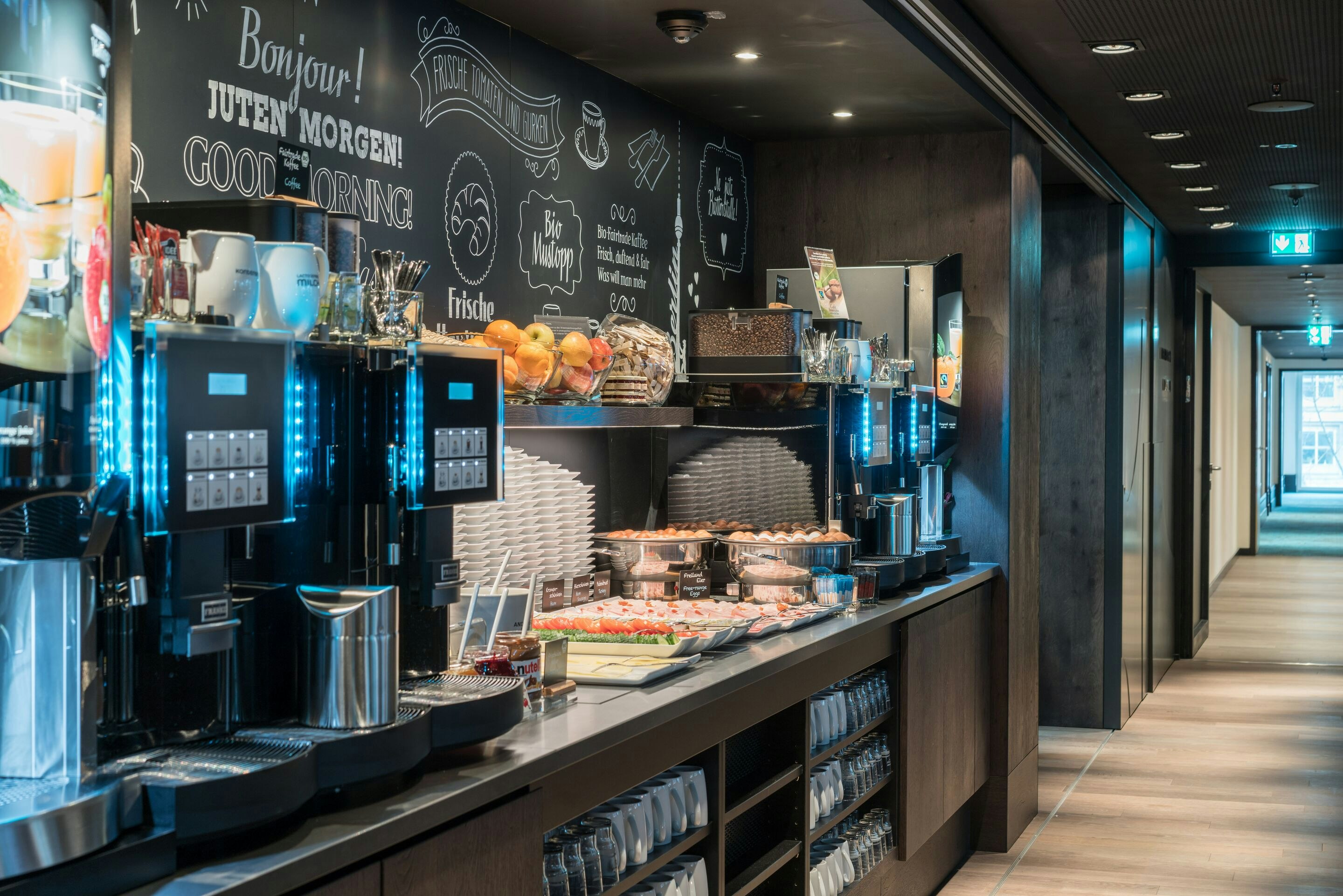 MOTEL ONE BERLIN-ALEXANDERPLATZ 41/43