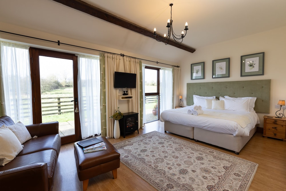 Brickfields Farm 10/47