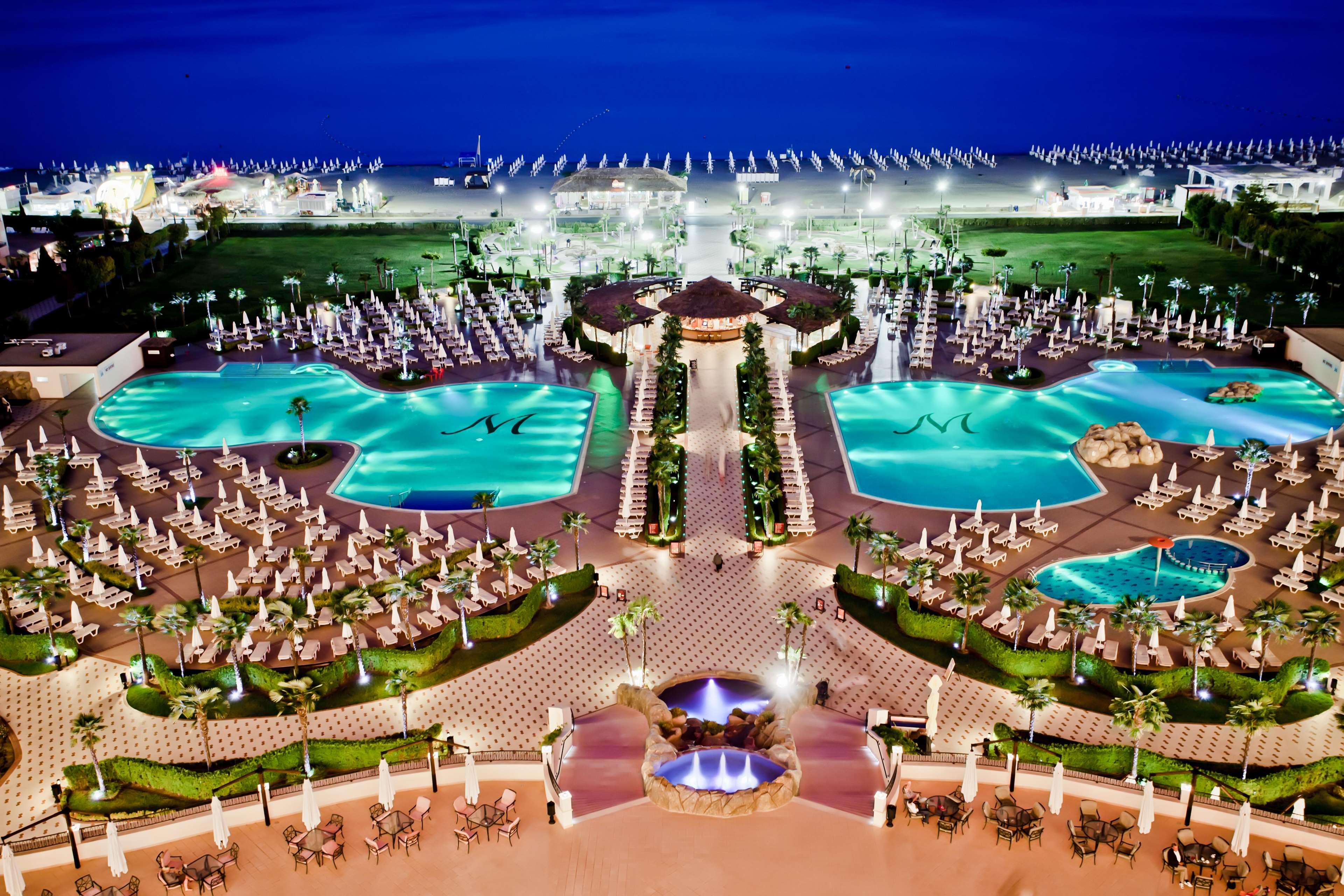 DIT Majestic Beach Resort 73/84