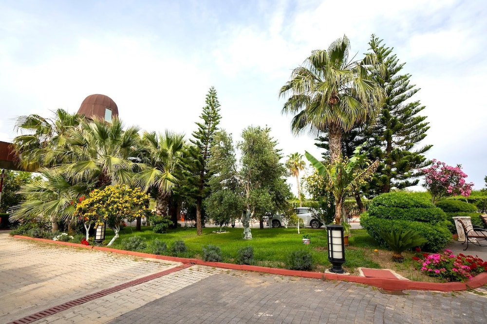 Cenger Beach Resort & Spa 43/50