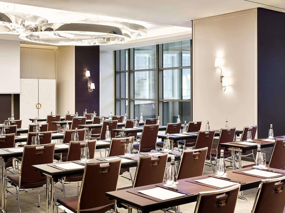 Fairmont Quasar Istanbul 69/79