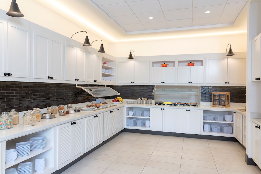 Hyatt Place Detroit/Royal Oak 12/62