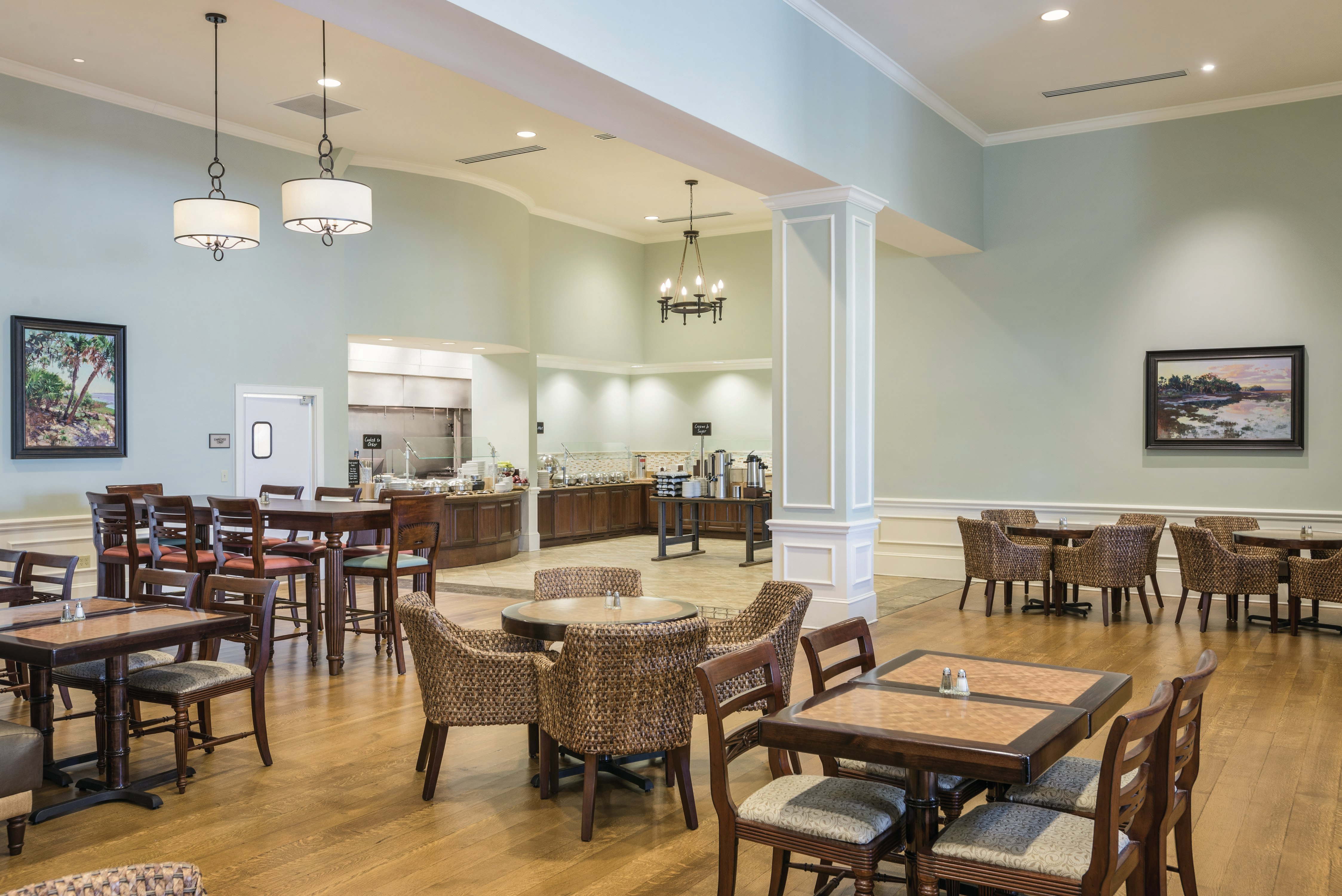 Embassy Suites by Hilton Savannah Historic District 26/35
