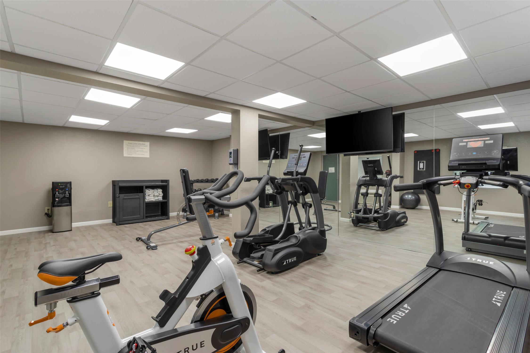 Clarion Pointe Kimball 20/28