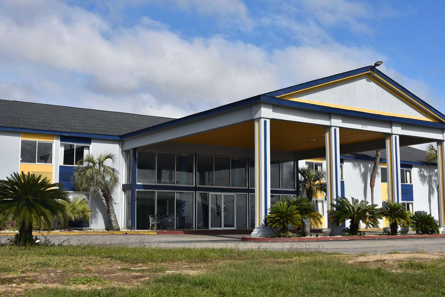 Super 8 by Wyndham Biloxi 5/43