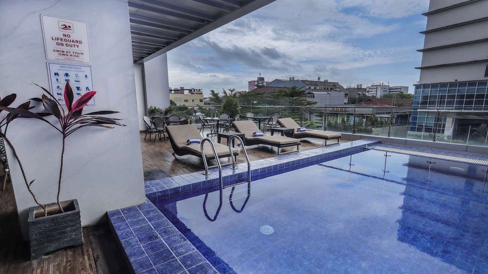 Hotel Golden Tulip Essential Makassar 22/41