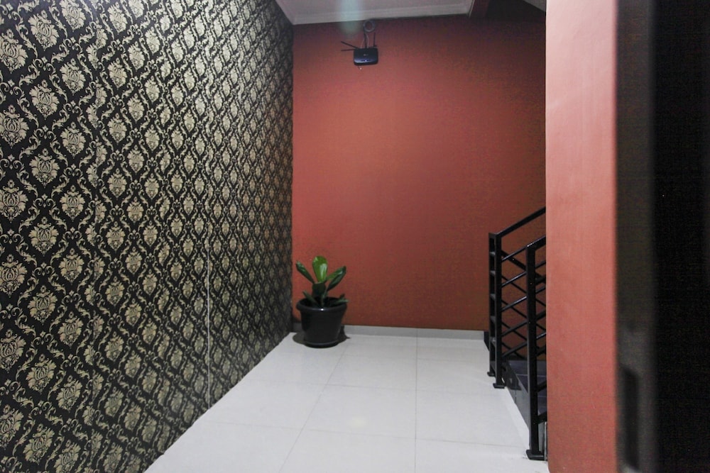 OYO 3456 Citara Jaya Guesthouse 26/26