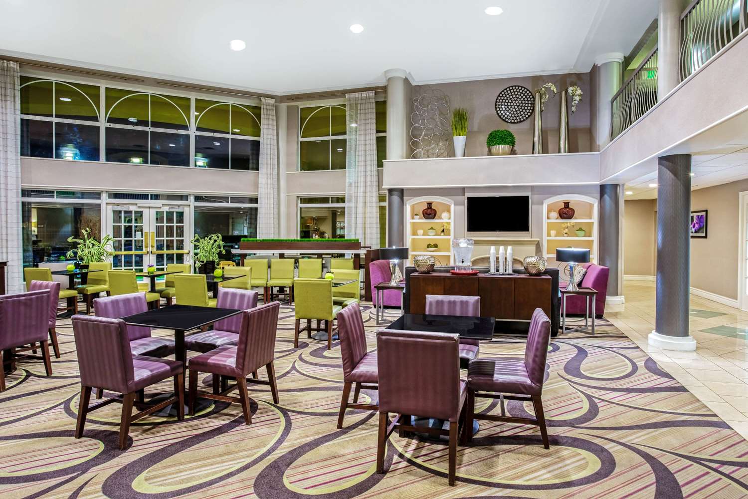 La Quinta Inn And Suites By Wyndham Tucson Airport 30/47