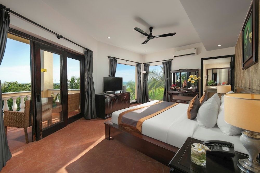 Sea Lion Beach Resort And Spa 16/59