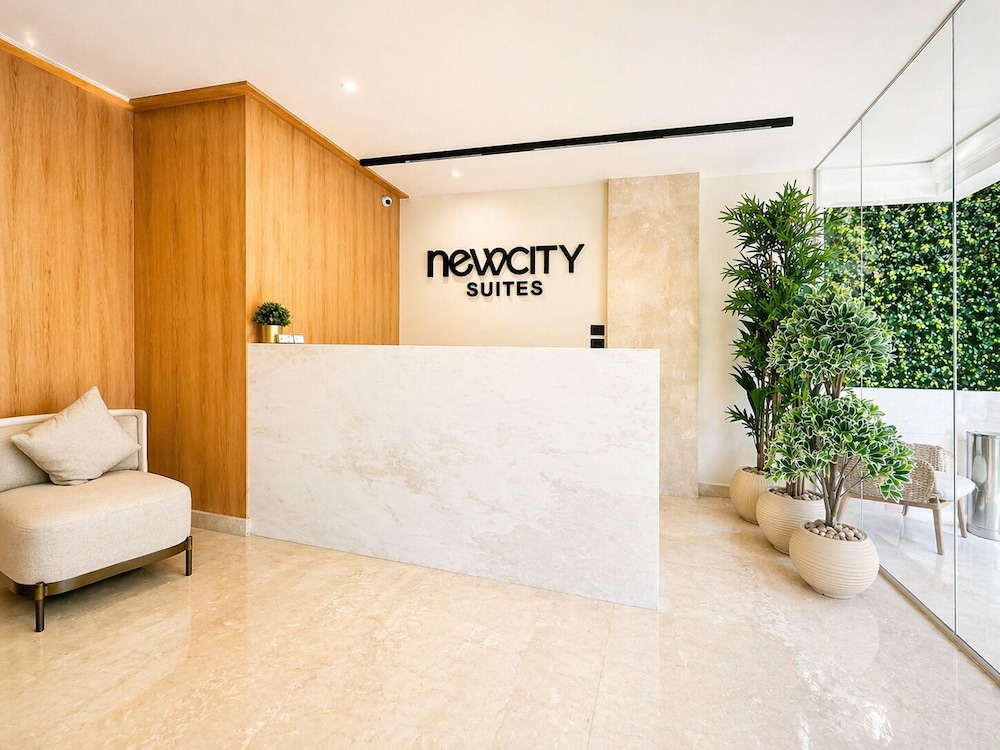 Newcity Suites Apartments 5/50