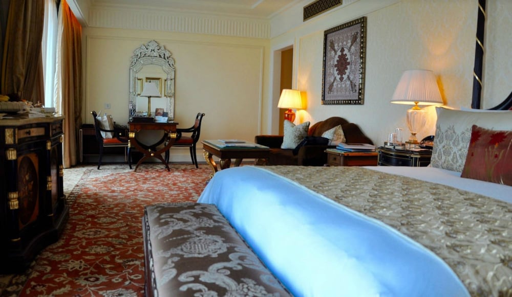 The Leela Palace New Delhi 14/74
