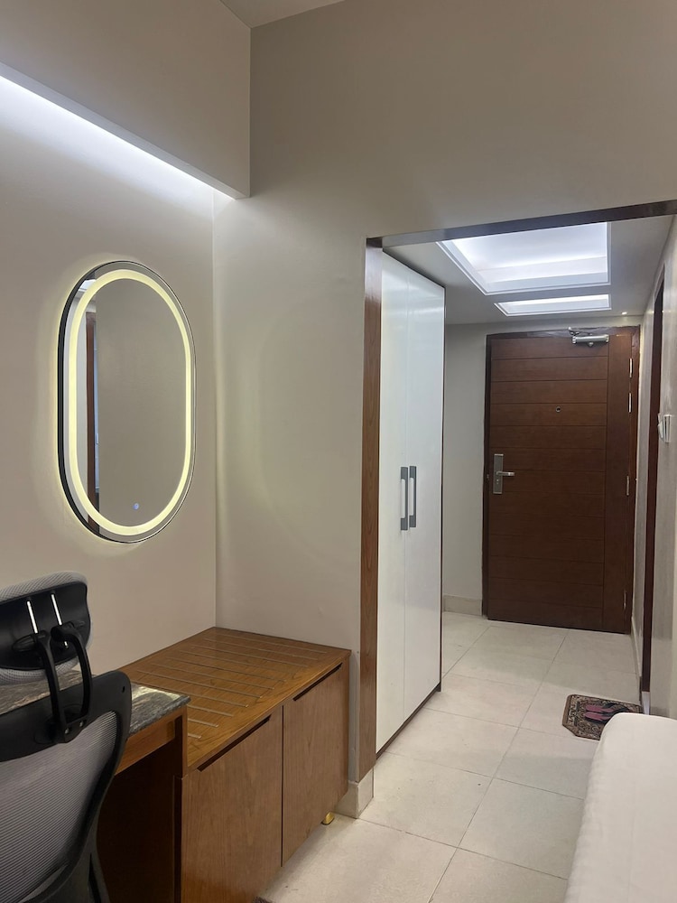 Hotel Kollol By J & Z Group 11/54