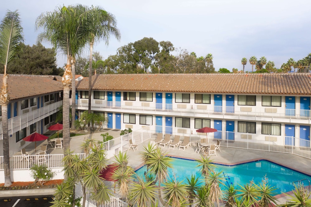 Motel6 Camarillo, CA in CAMARILLO - CA