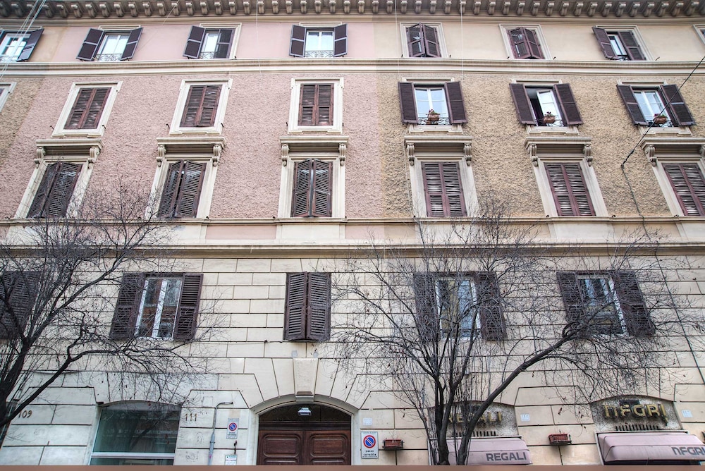 94rooms Vatican Scipioni 1/70