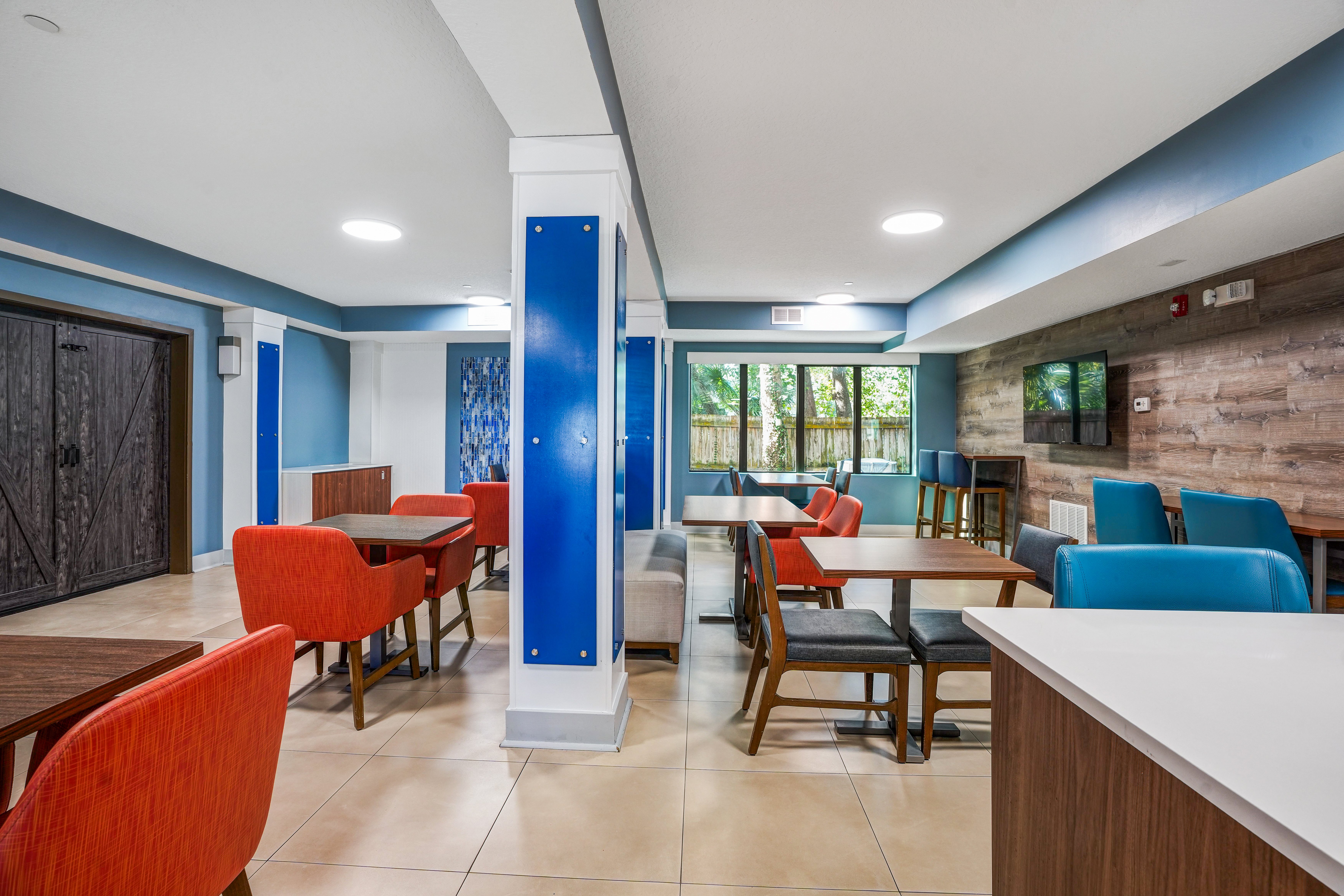 Holiday Inn Express Hotel And Suites Jacksonville Mayport Beach 45/64