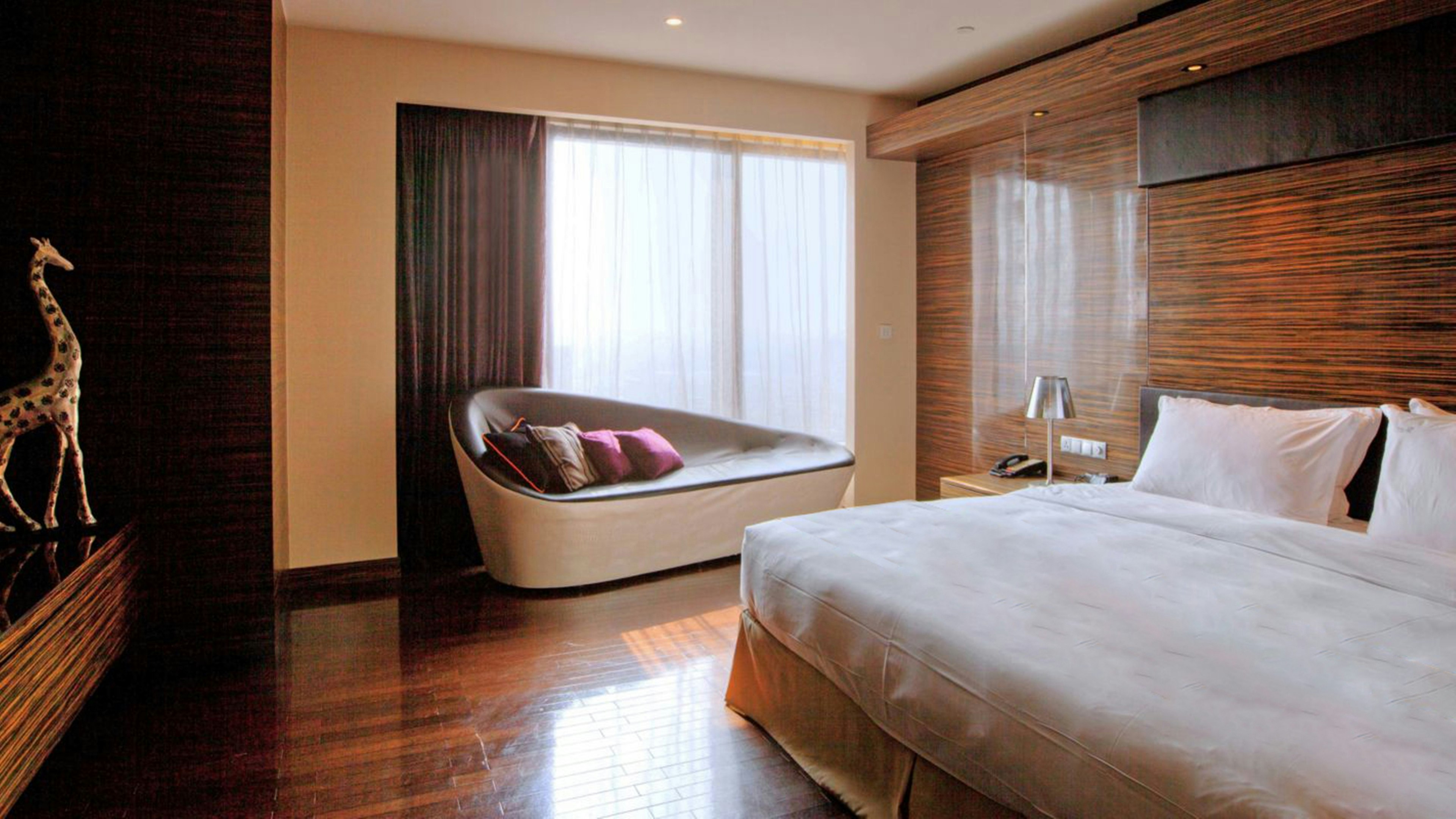 Holiday Inn Shanghai Hongqiao West An Ihg Hotel 13/50