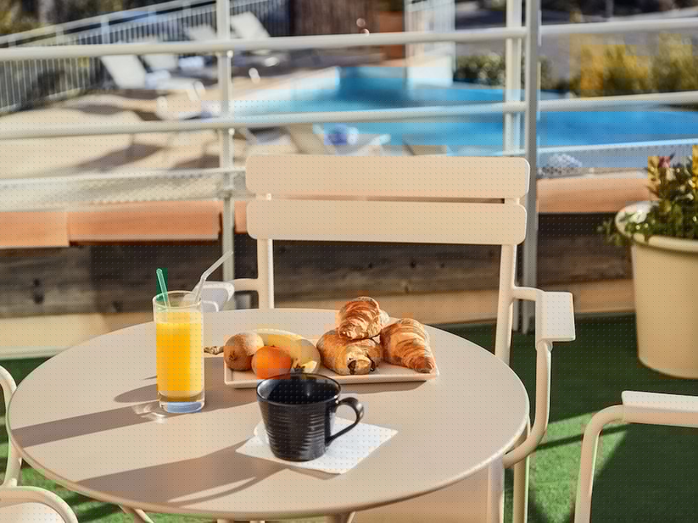 Ibis La Ciotat 33/74