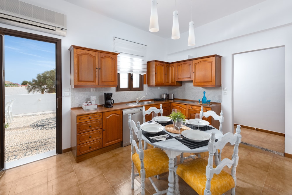 HOTEL LINDOS DIAMOND EXCLUSIVE VILLA 29/37