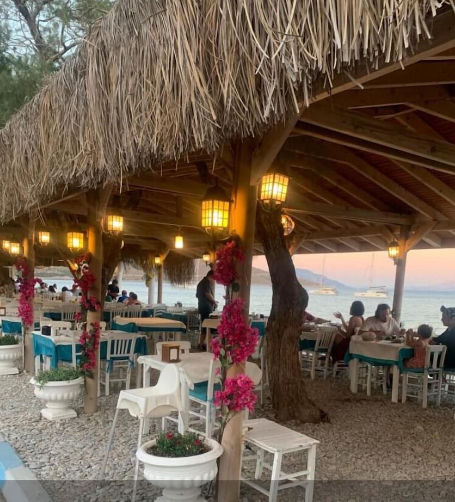 Avlu Otel Palamutbuku 15/19