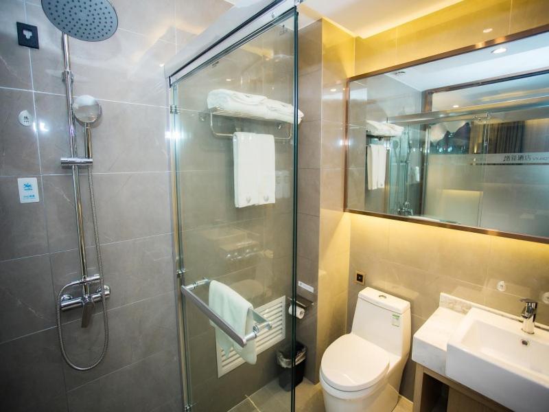 VX Heze Dingtao District Taoyi Road Hotel 32/41