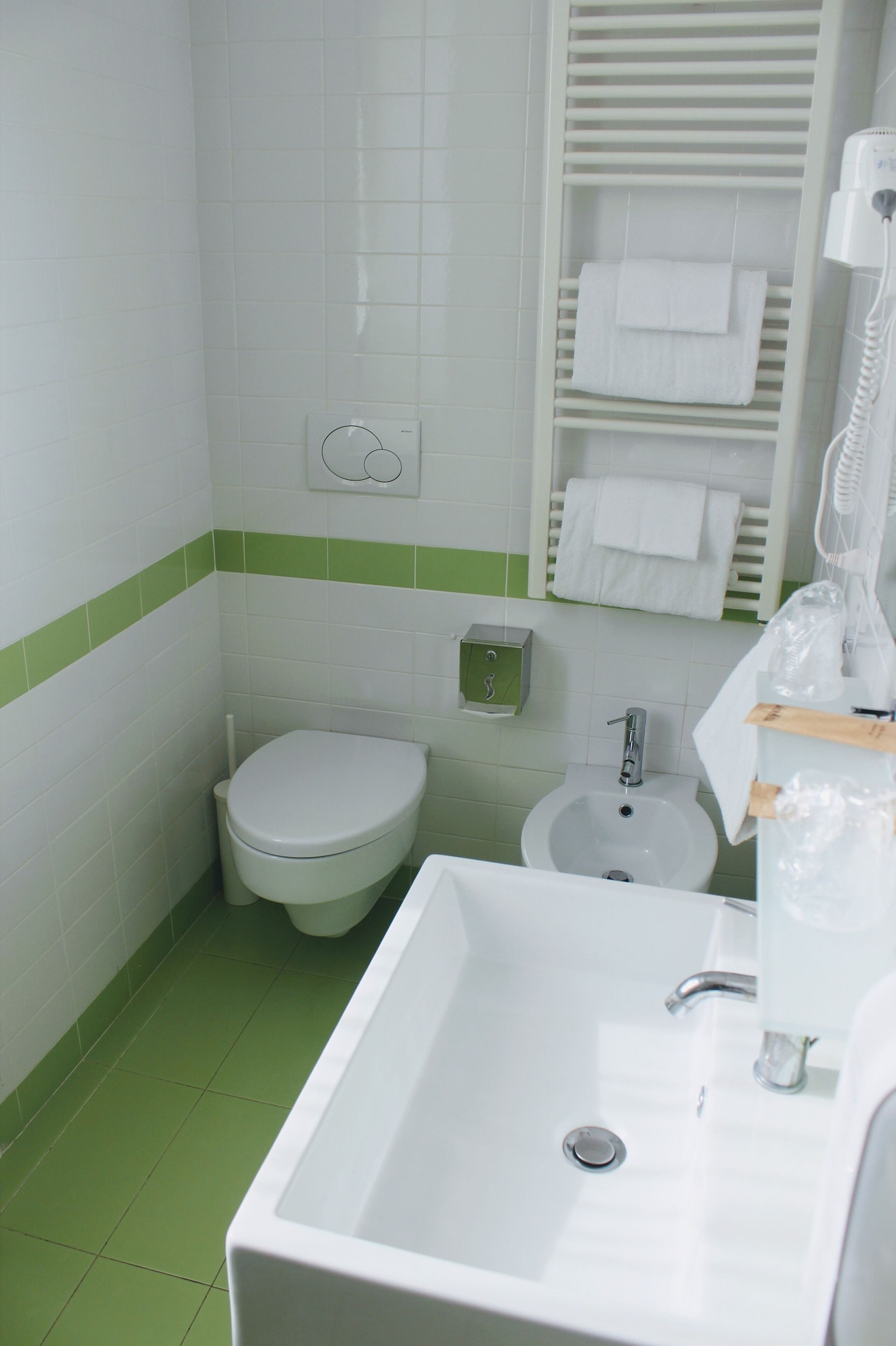 Superior, Twin Beds, Balcony, Hotel Domus Helena 2/2