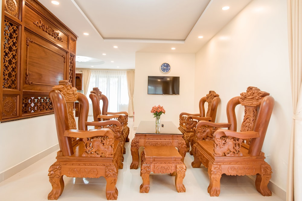 Thuy Hoang Nguyen Hotel Resort & Spa 49/75