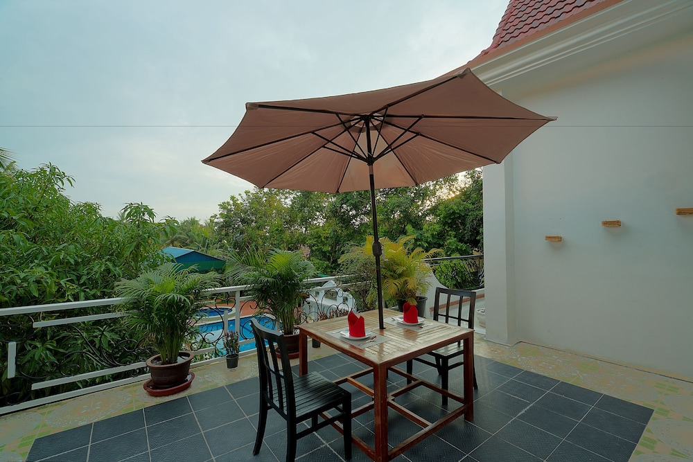 MARVEL HOLIDAY BOUTIQUE VILLA 50/65