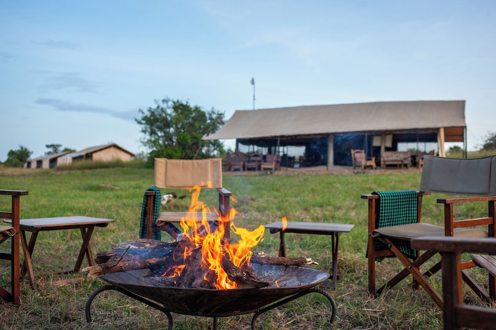 Gnu Mara River Camp 30/50