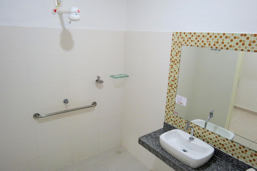 Hotel Encantos de Penedo 33/34