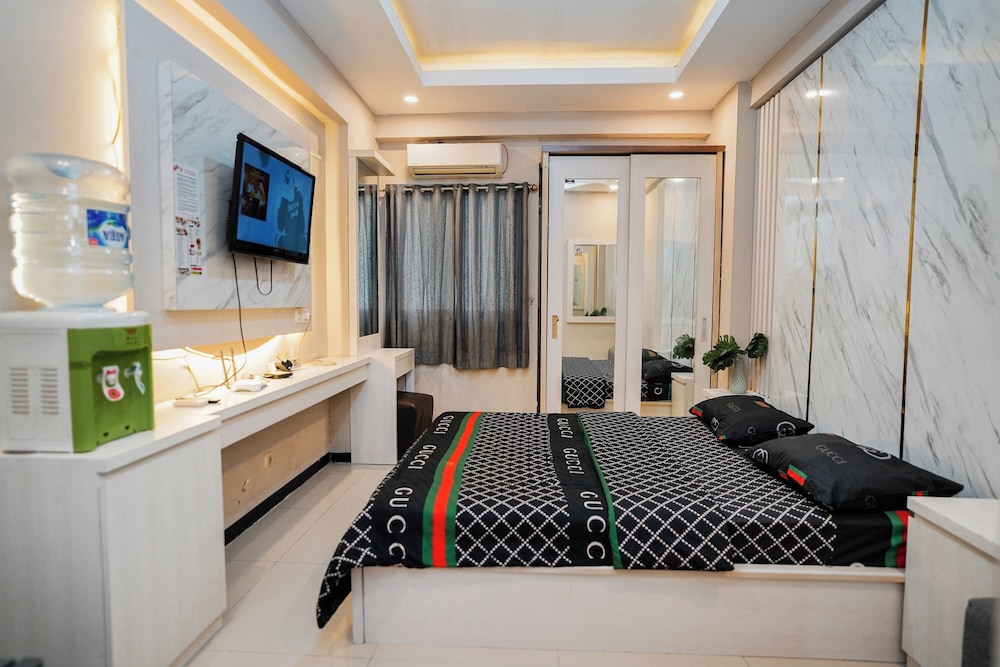 The Suite Metro Apartment King Property 43/59