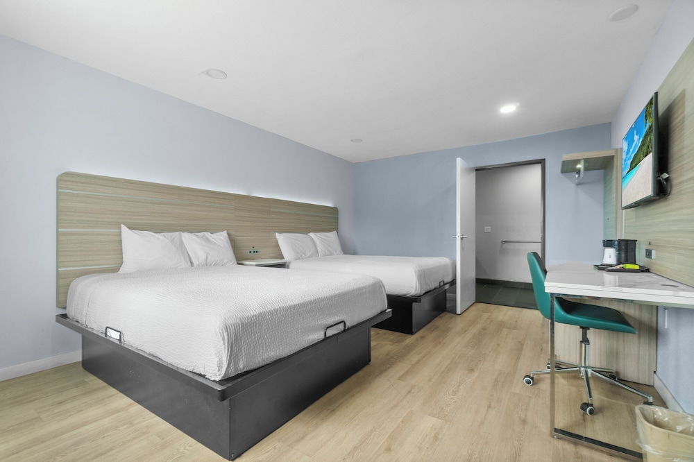 Travelodge by Wyndham Fairplex Pomona 24/57