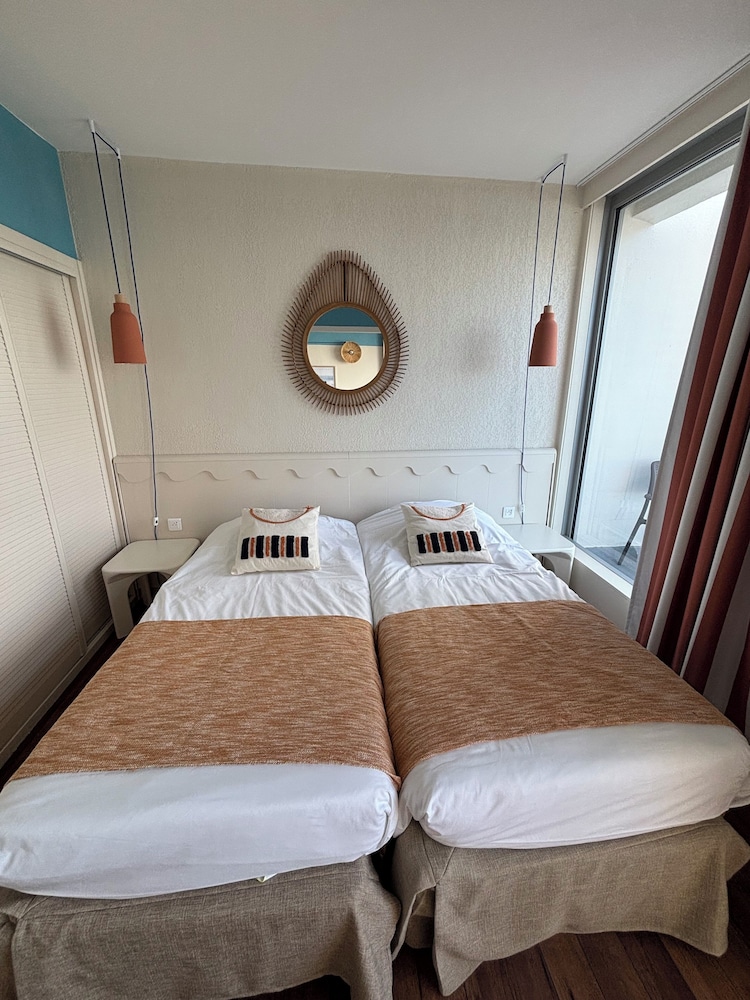COMFORT, STUDIO, PARTIAL OCEAN VIEW, GROUND FLOOR