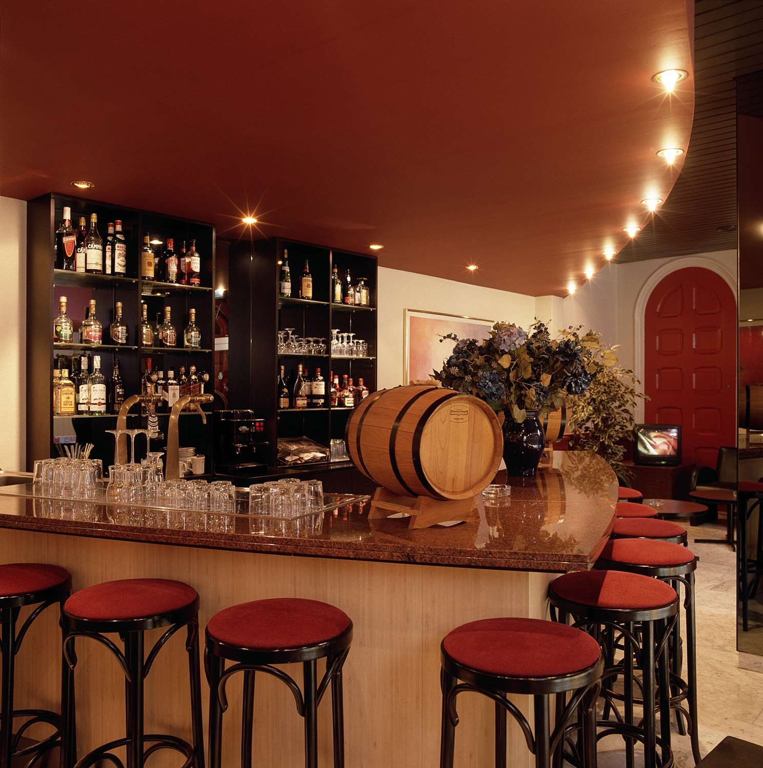 BEST WESTERN DAM SQUARE INN 32/54