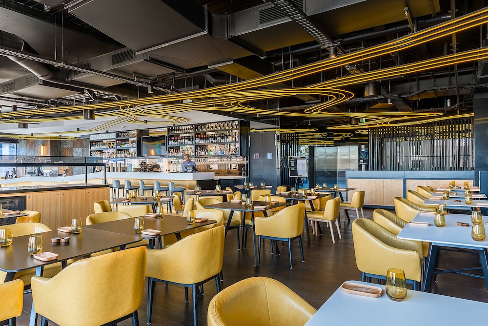 Peppers Southern Cross Melbourne 47/62
