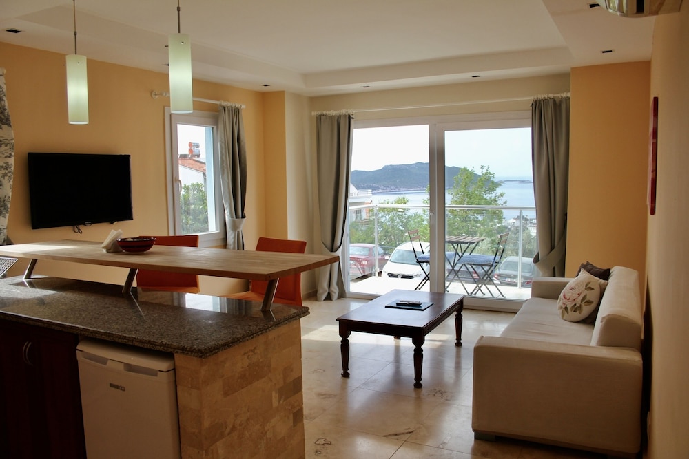 Saylam Suites 31/66