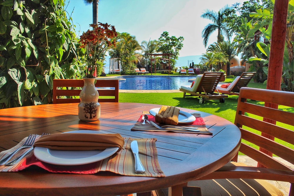 EL CHANTE SPA HOTEL 38/50