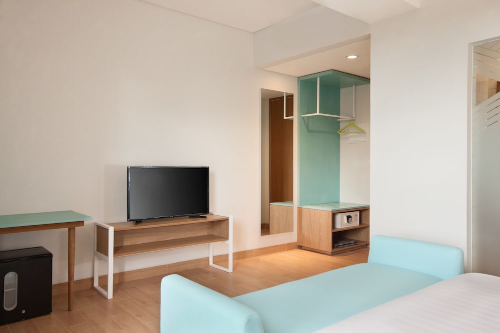 La Lucia Boutique Hotel by Prasanthi 43/48