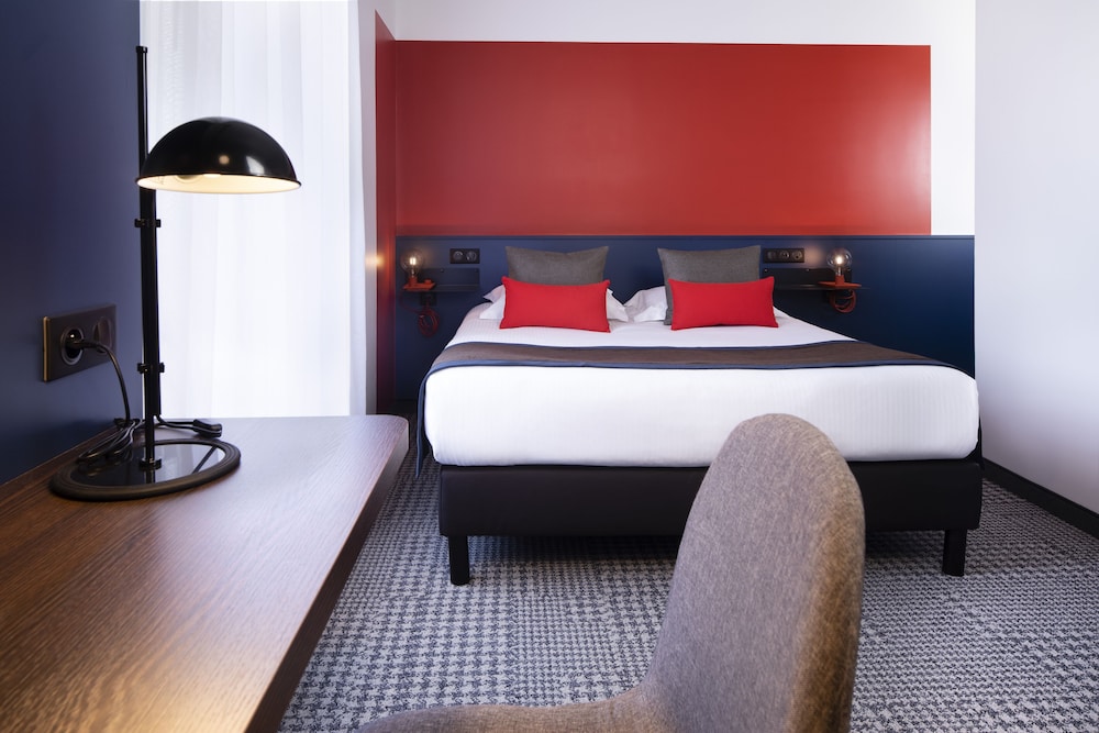 Hotel Le Bugatti 22/64
