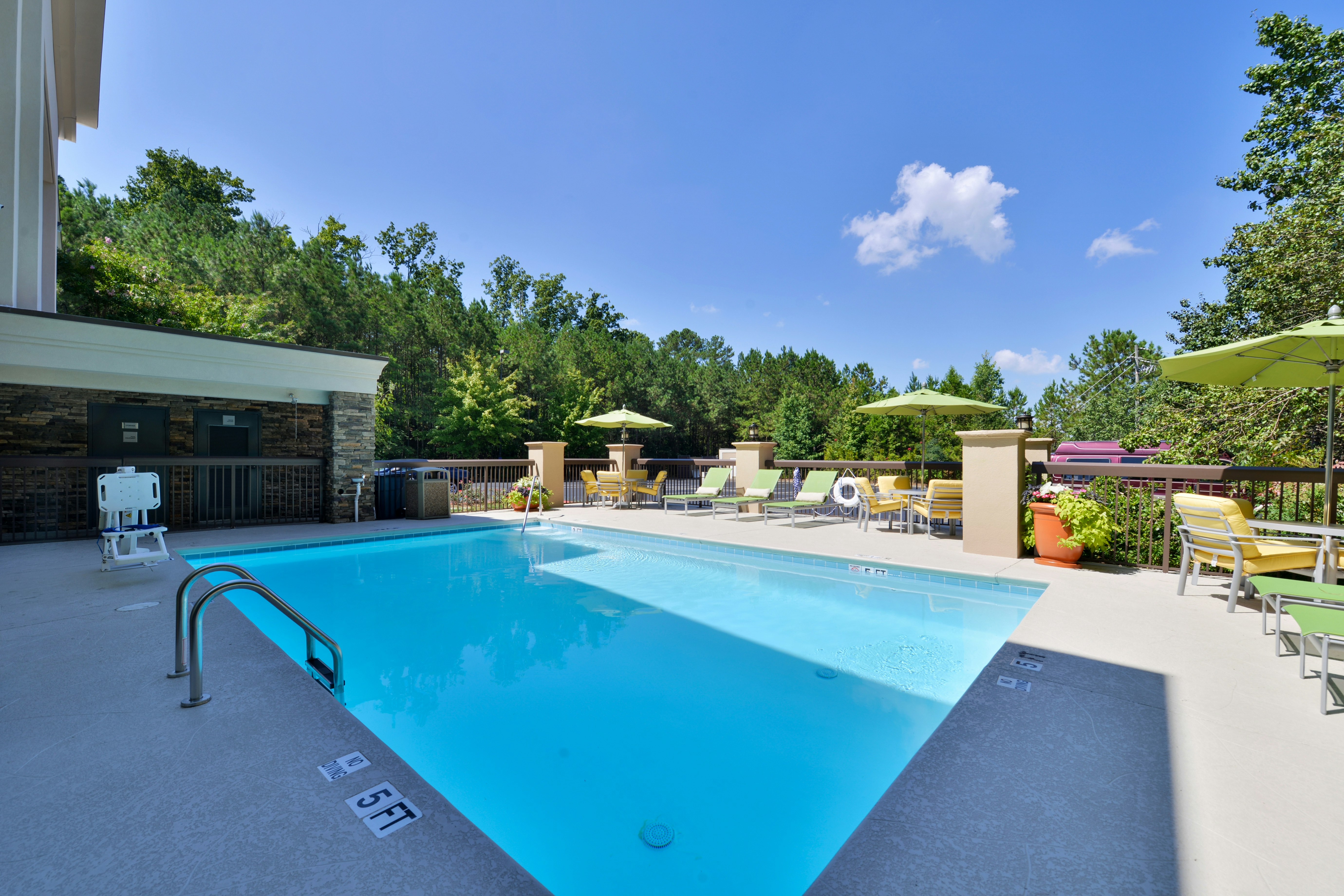 Hampton Inn Cartersville 23/24
